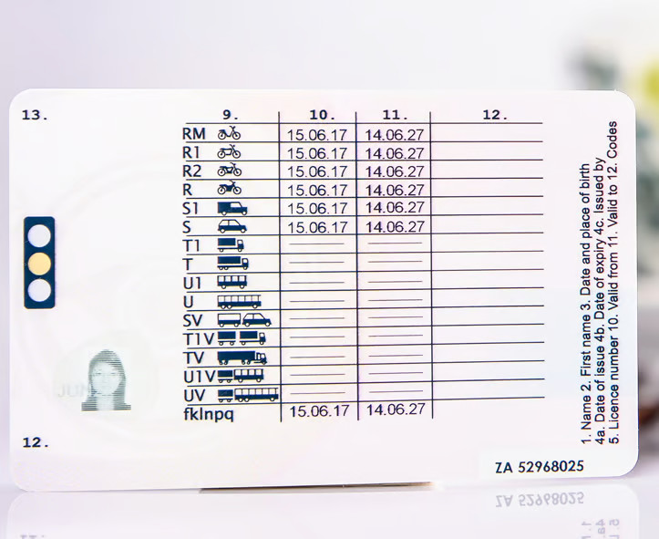 UK Drivers License 2021 - Image 2